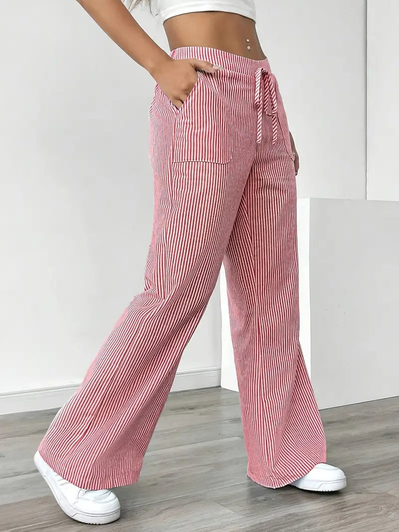 Pantalón relajado de verano de Valentina Montier, detalle del diseño