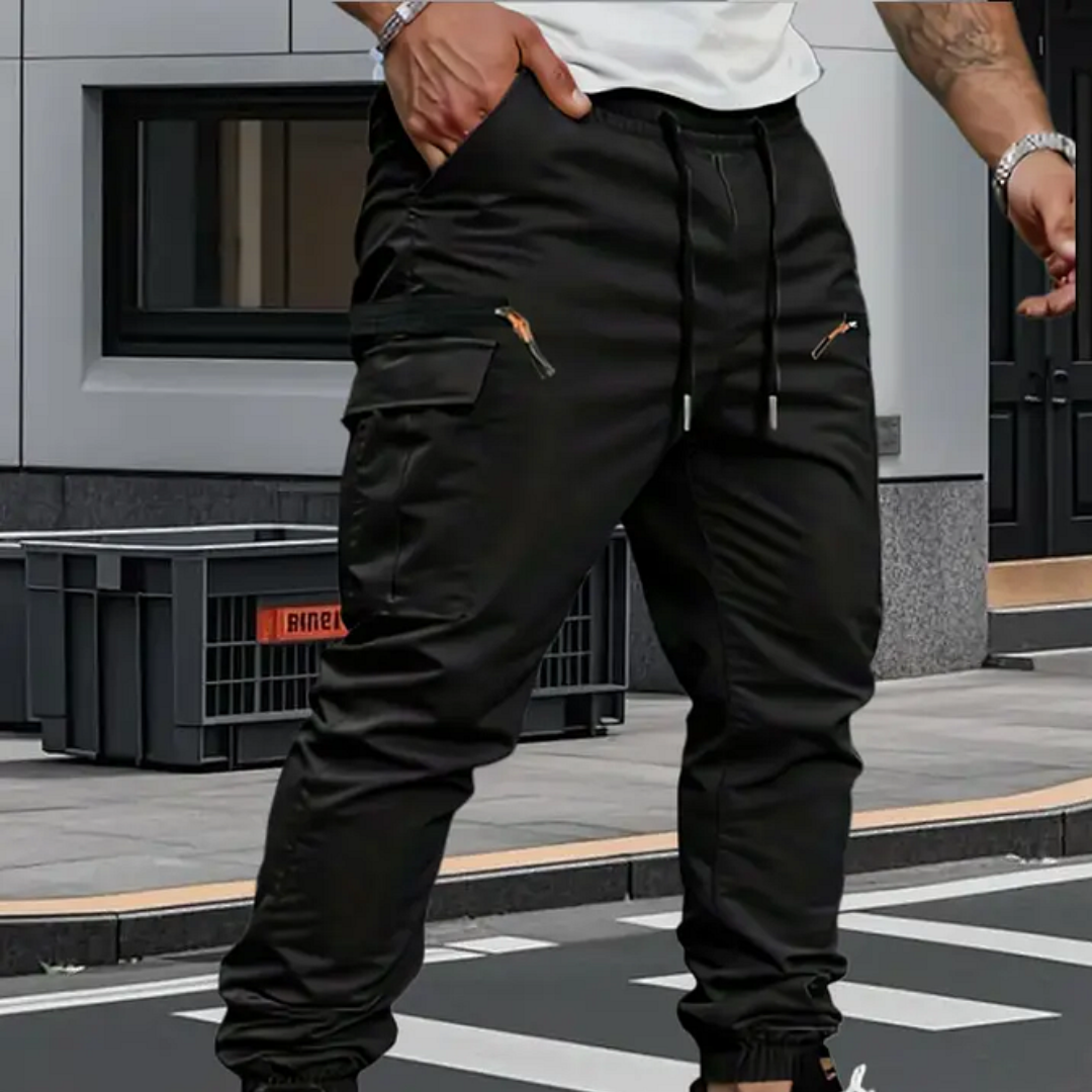 Lucas | Pantalón jogger cargo en Negro, vista alternativa
