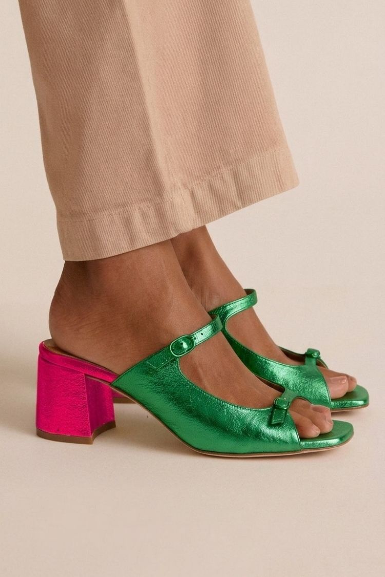 Sandalias de tiras elegantes de Valentina Montier, vista principal