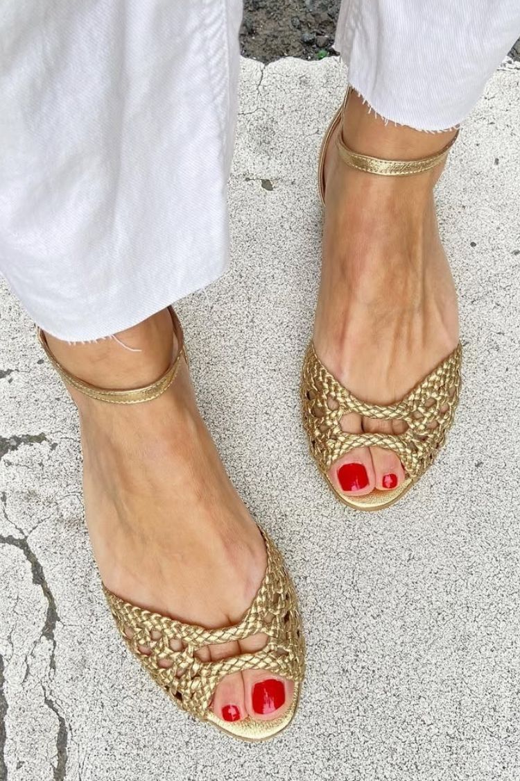 Sandalias trenzadas con pulsera de Valentina Montier, vista alternativa