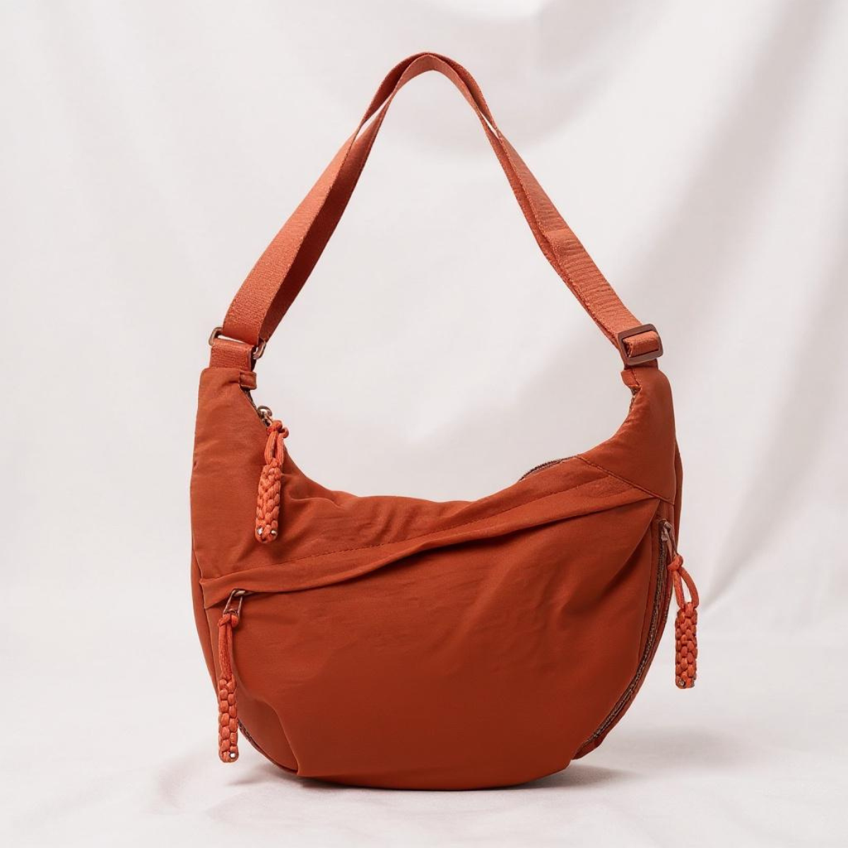 Samira | Bolso de hombro ligero en nylon