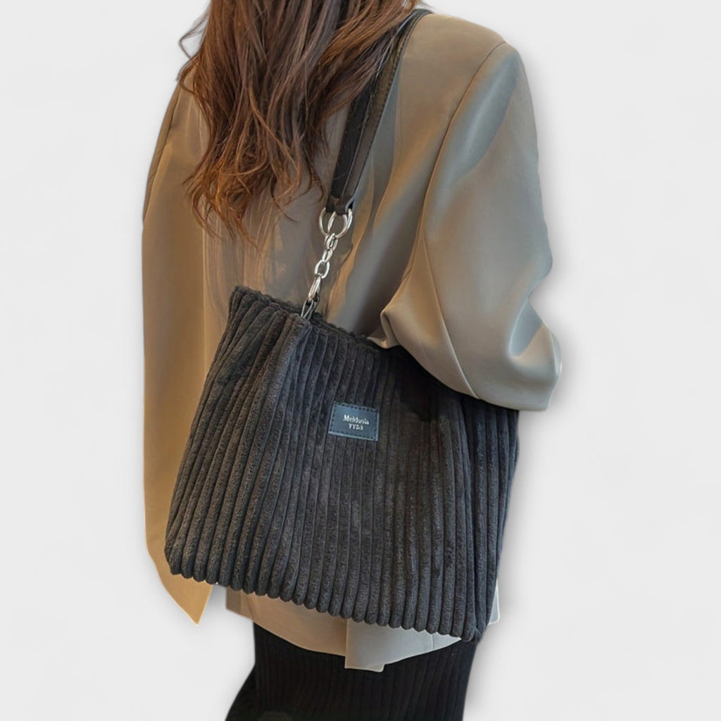 Elsa | Bolso de hombro en terciopelo suave
