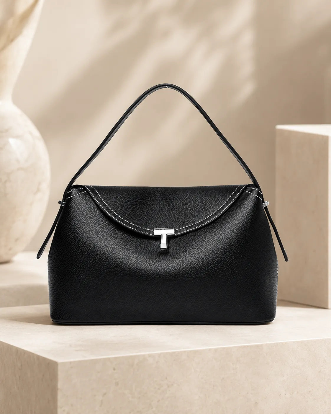 Cintia | Bolso de hombro suave con solapa