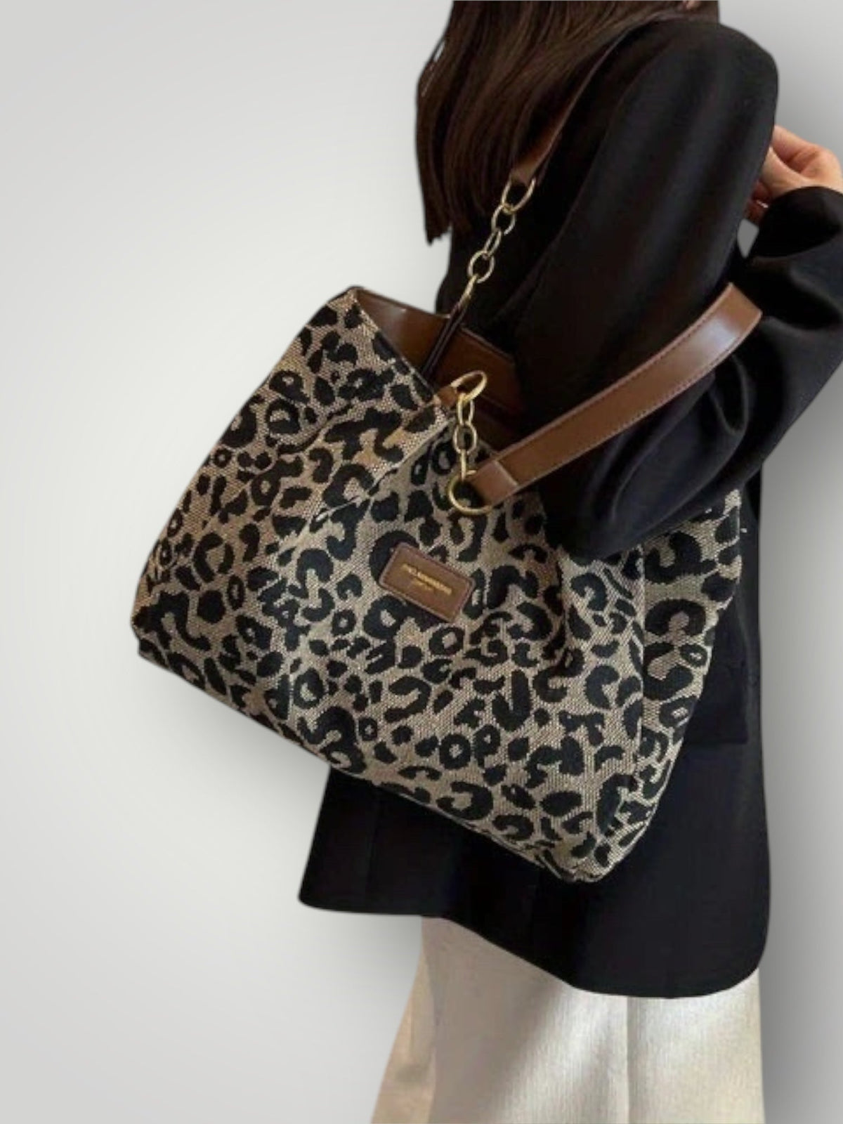 Ainara | Bolso bandolera con estampado animal