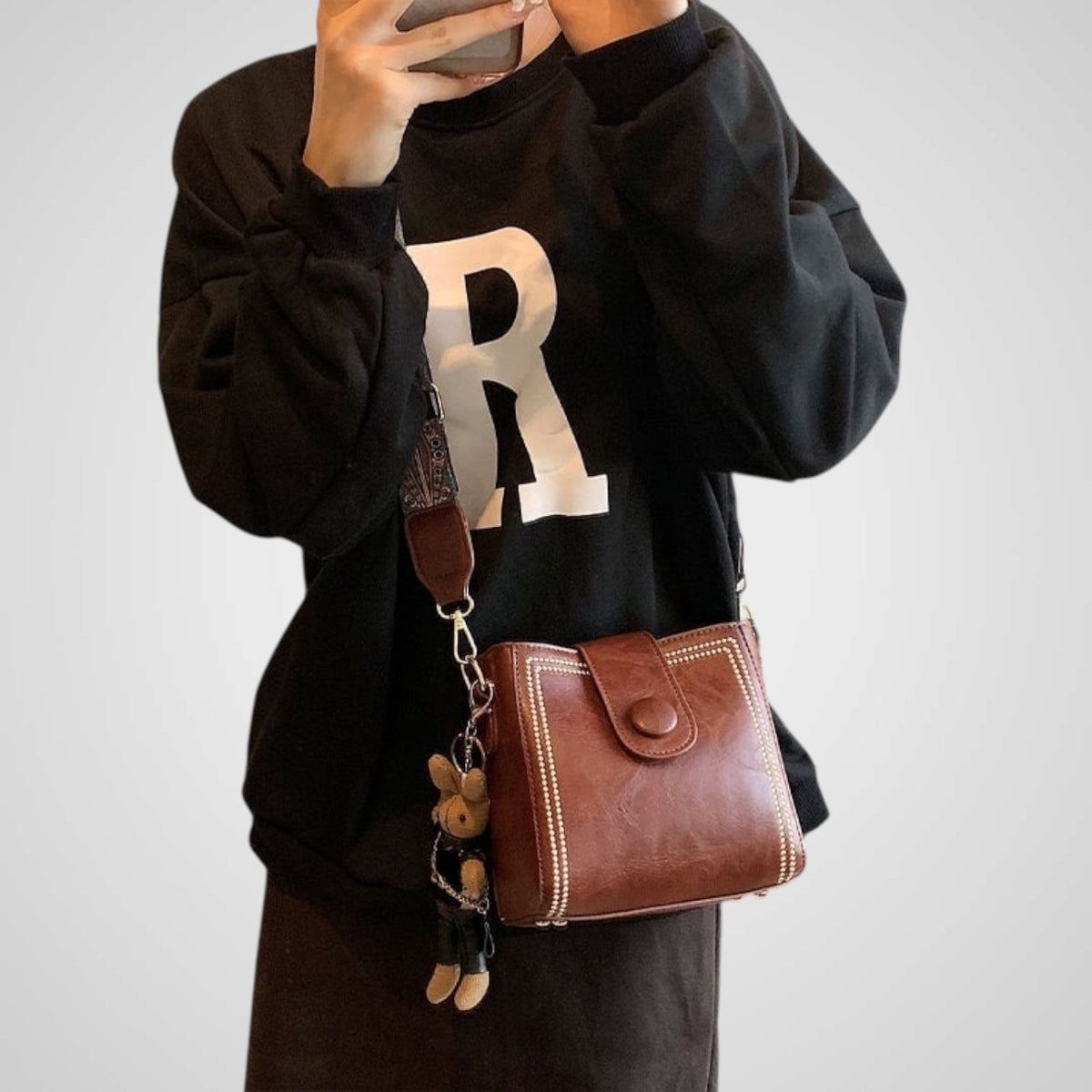 Amara | Bolso retro con bandolera ajustable