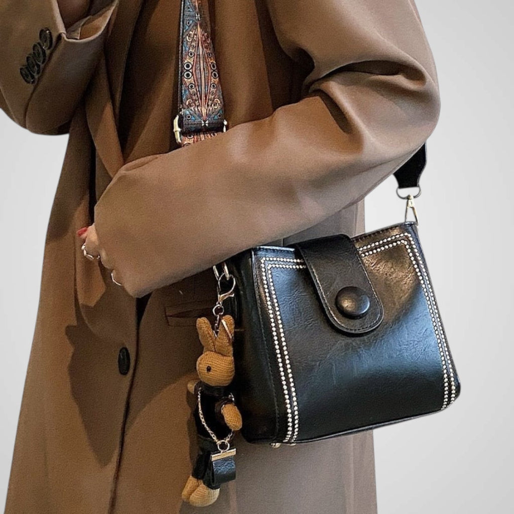Amara | Bolso retro con bandolera ajustable