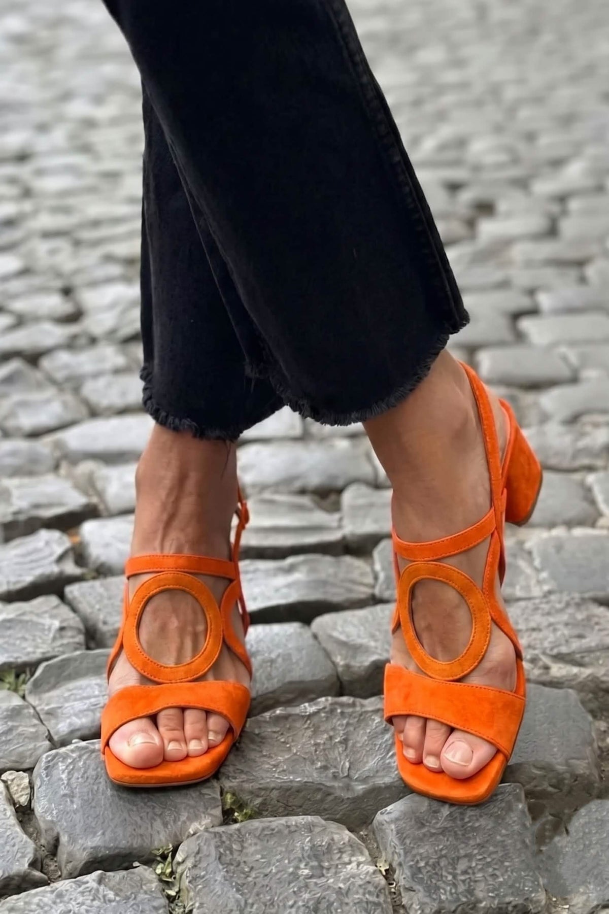 Sandalias de tiras cruzadas de Valentina Montier, vista principal