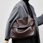Bruna | Bolso minimalista en piel suave de uso diario
