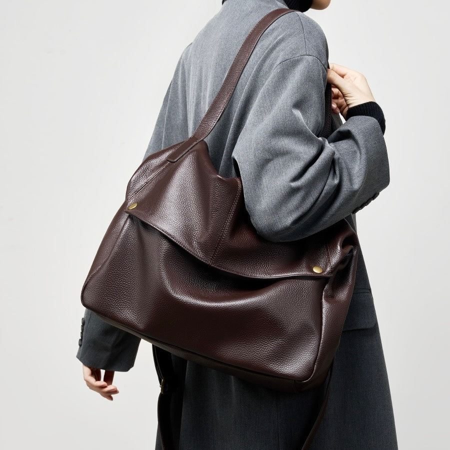 Bruna | Bolso minimalista en piel suave de uso diario