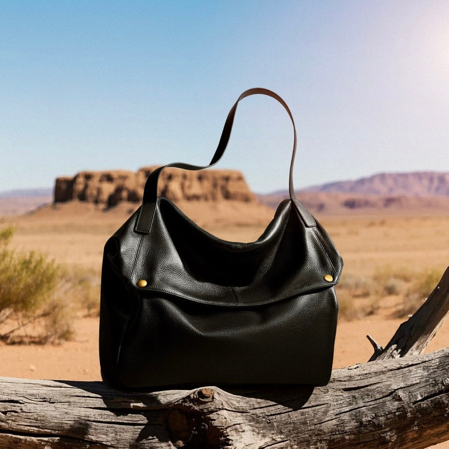 Bruna | Bolso minimalista en piel suave de uso diario