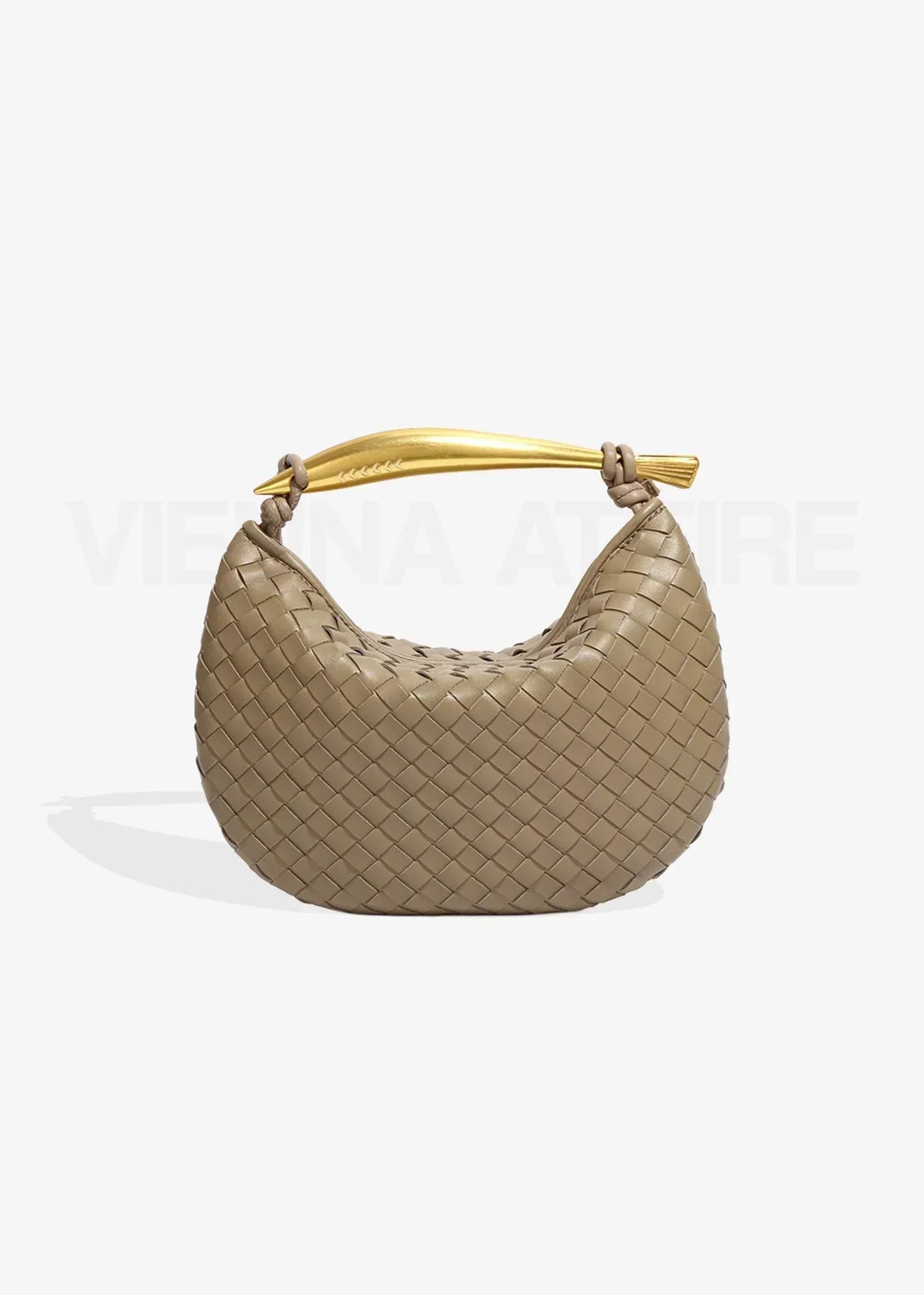 Malena | Bolso trenzado con asa dorada
