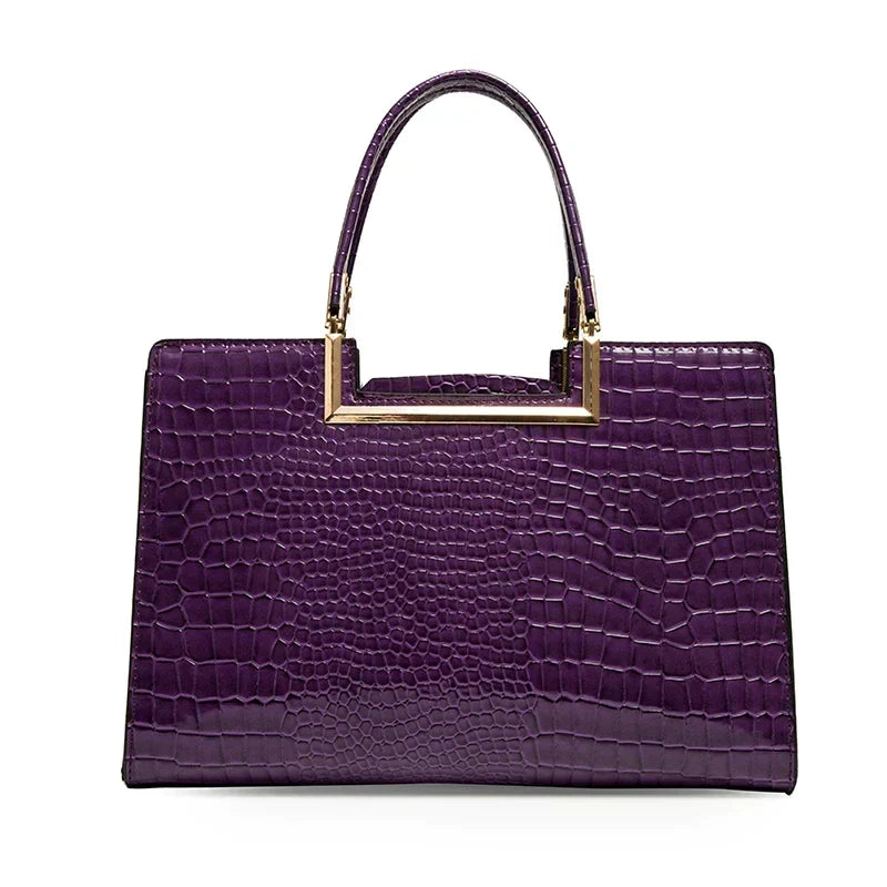 Conjunto de bolso y cartera estructurados de Valentina Montier, detalle del diseño