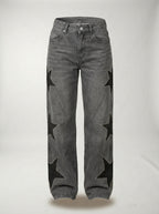 Vaqueros grises Estela con estrellas negras y strass, vista frontal