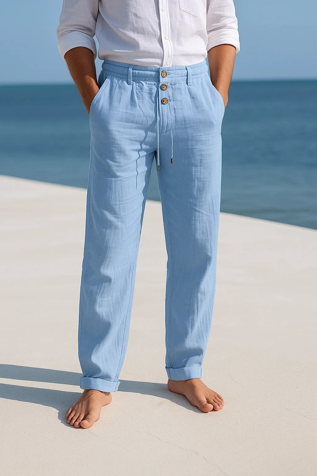 Jacobo, Pantalón recto con botonadura frontal, color azul claro, vista frontal
