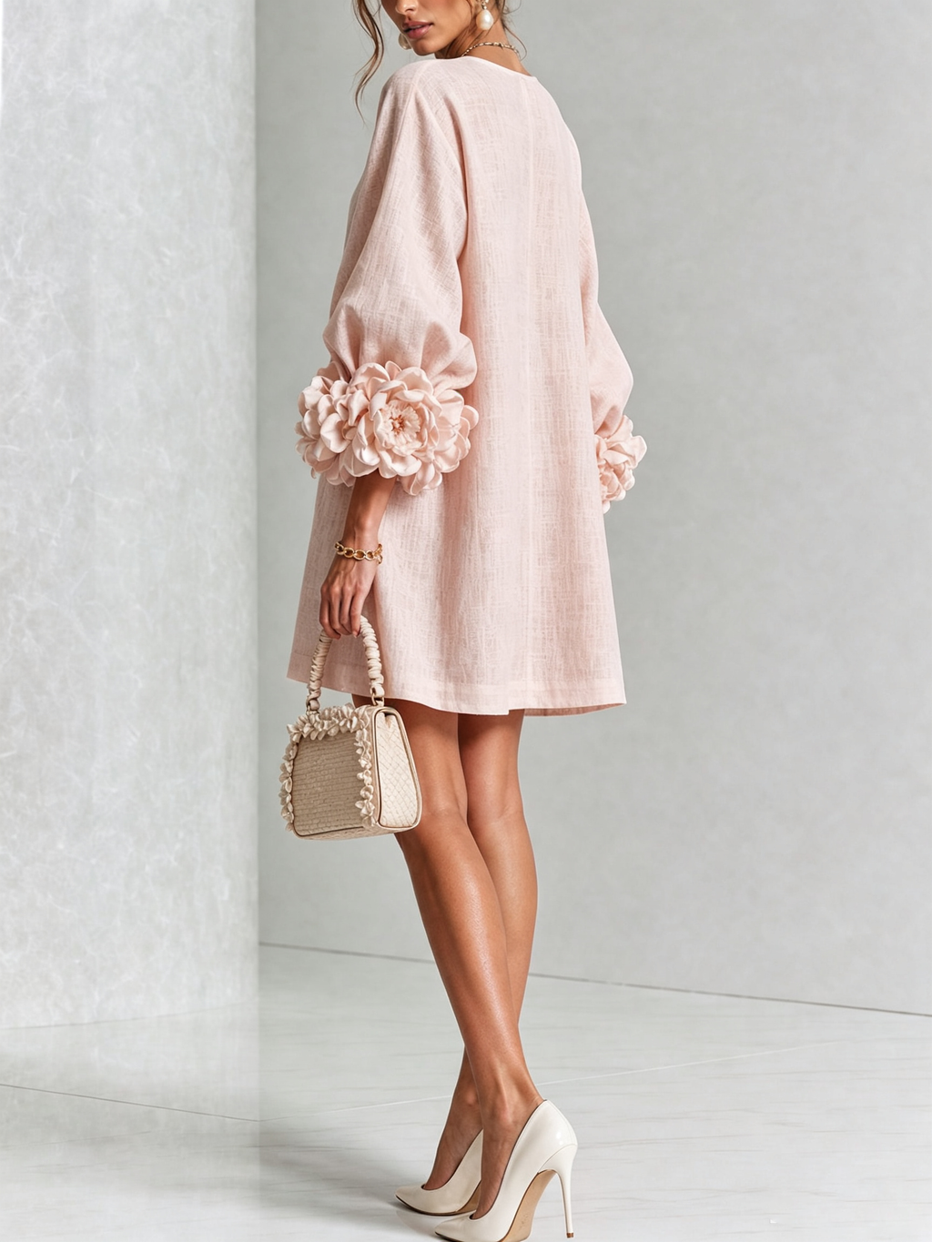Vestido mini con botones y puños florales Florencia en color rosa, vista 25