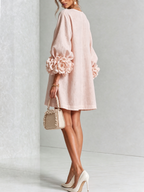 Vestido mini con botones y puños florales Florencia en color rosa, vista 25