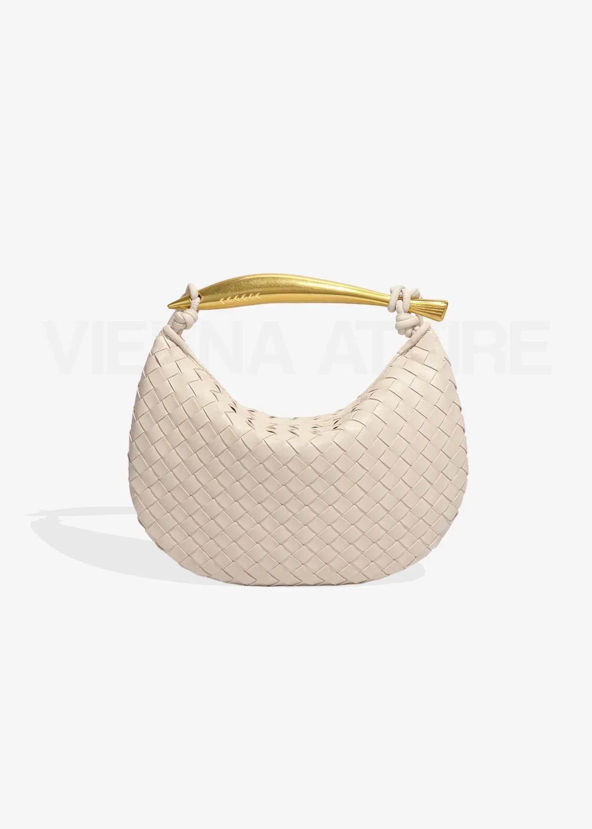 Malena | Bolso trenzado con asa dorada