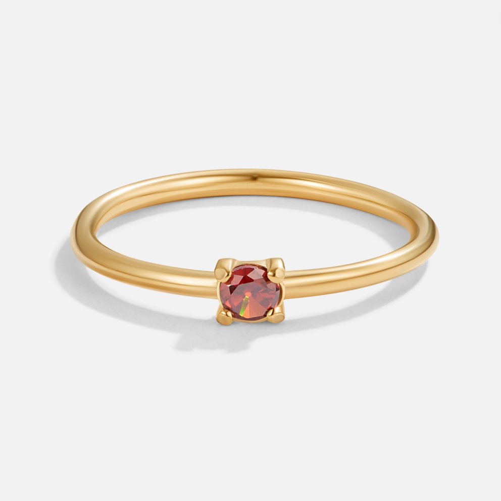 Anillos de oro con piedra de nacimiento