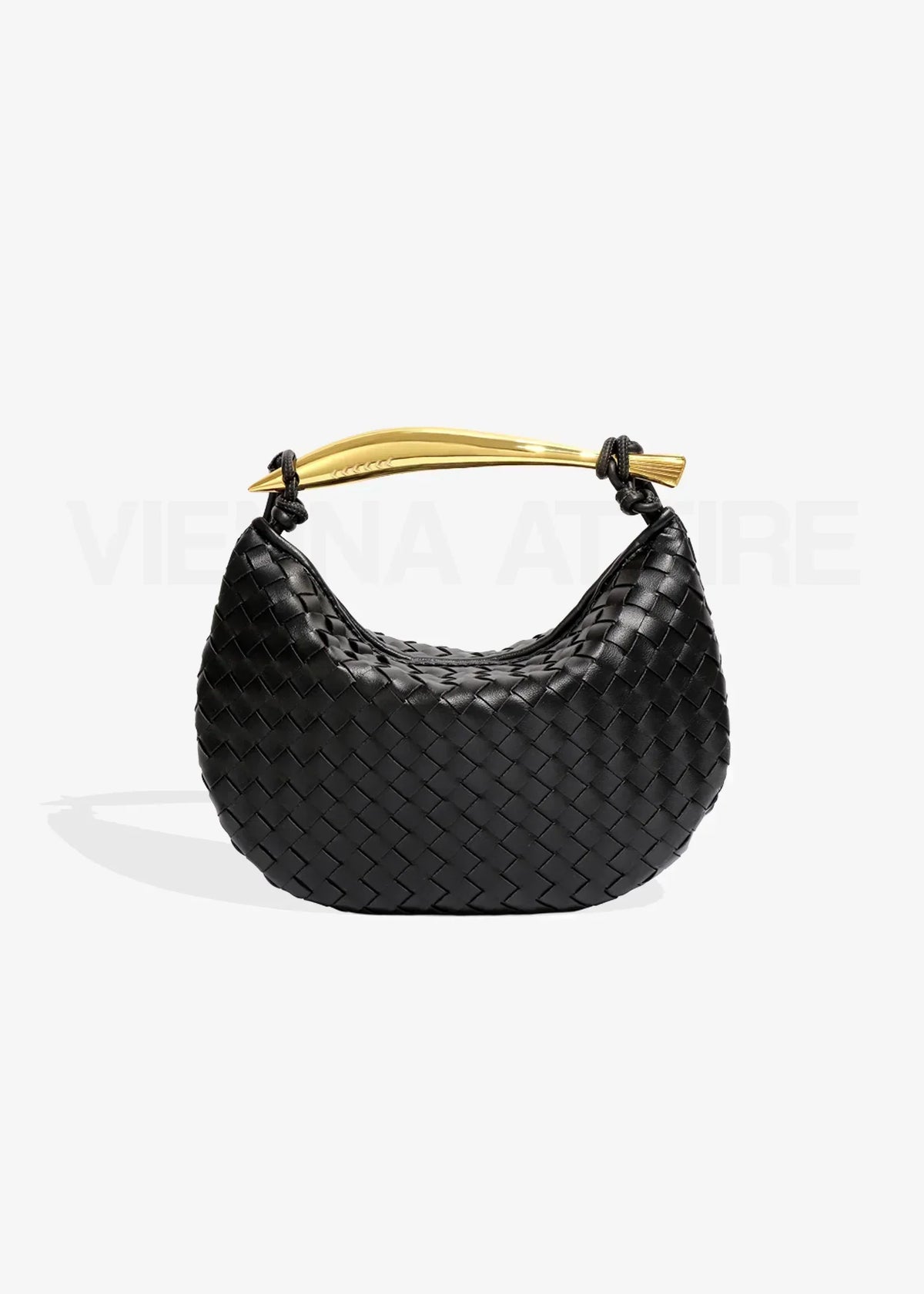 Malena | Bolso trenzado con asa dorada
