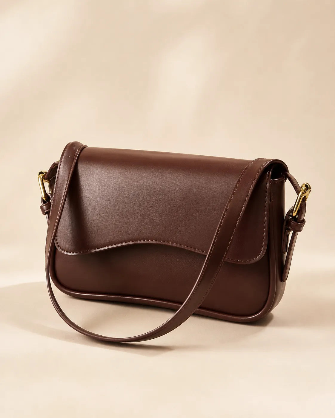 Irati | Bolso bandolera con solapa curva