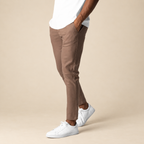 Pantalón chino de corte slim Bosco, detalle del diseño