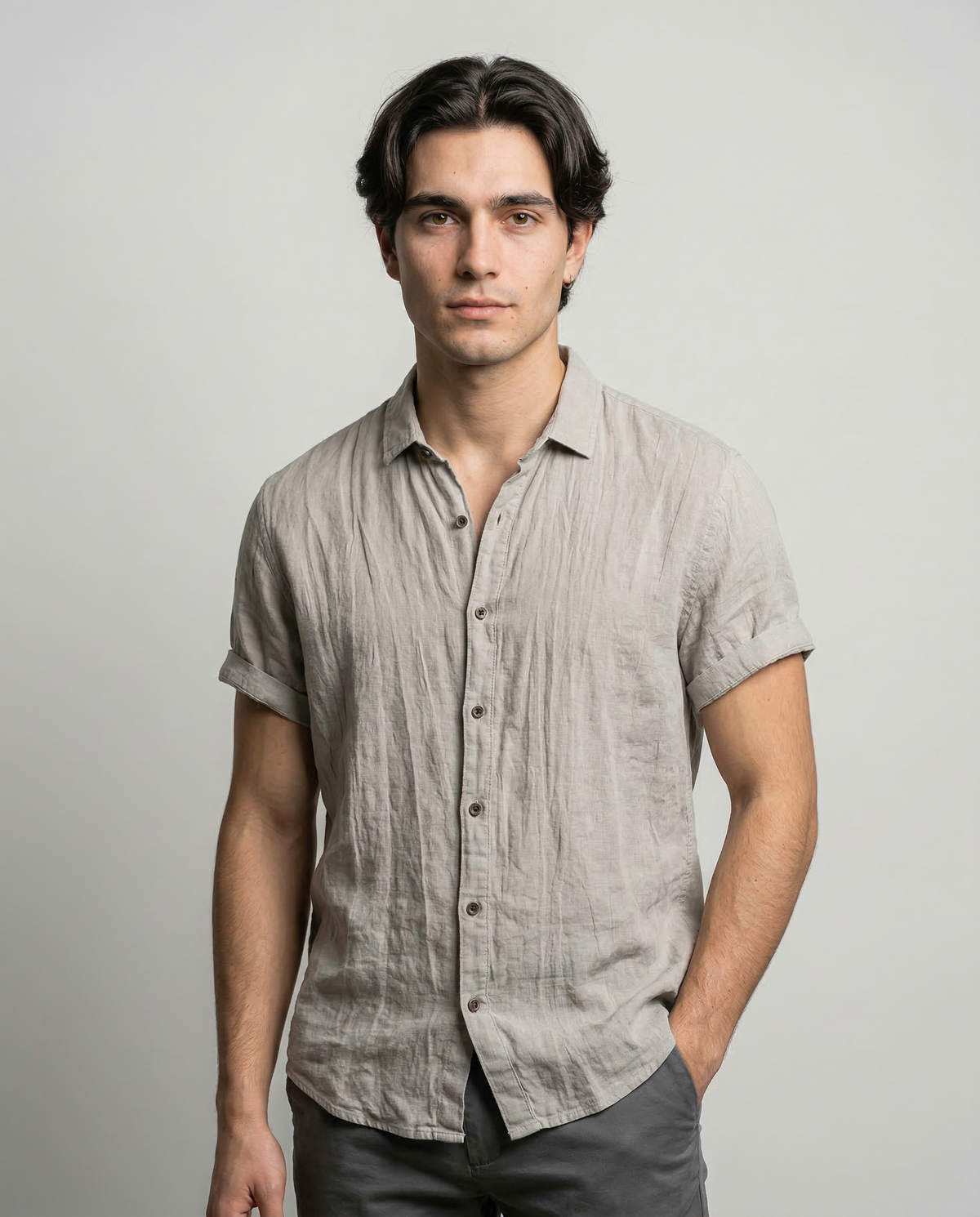 Loren | Camisa de manga corta con textura natural en Gris