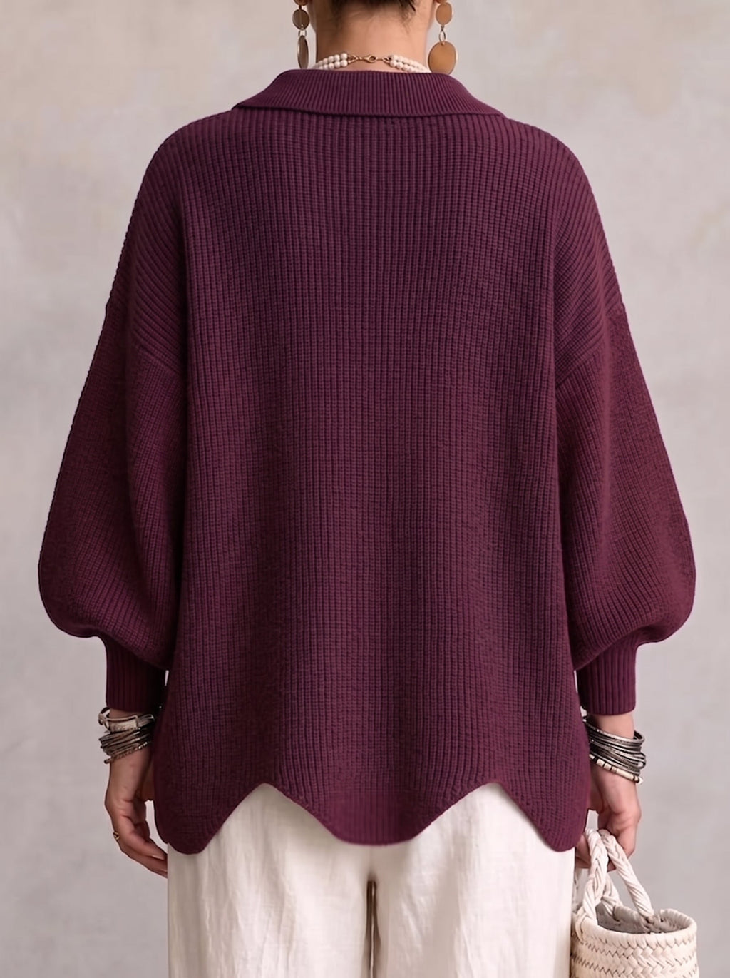 Soledad | Cárdigan oversize con botones dorados, color Burdeos, vista del producto, detalle del diseño